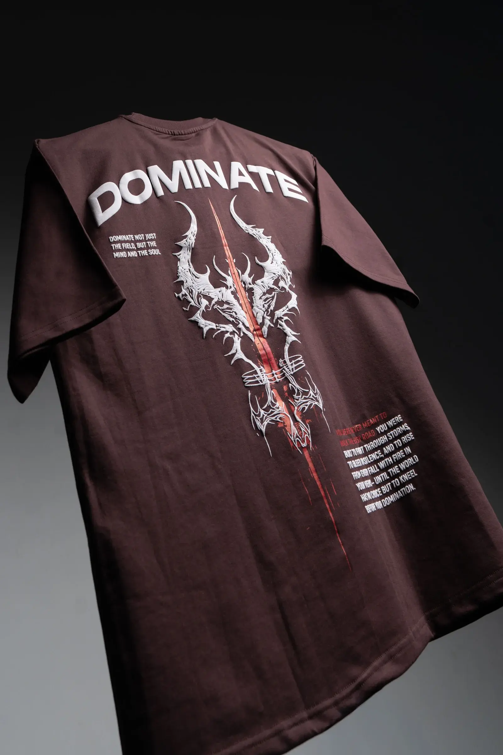 DOMINATE OVERSIZE T-SHIRT